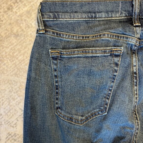 Abercrombie & Fitch Men's Signature Stretch  Athletic Straight Jean - Picture 11 of 13